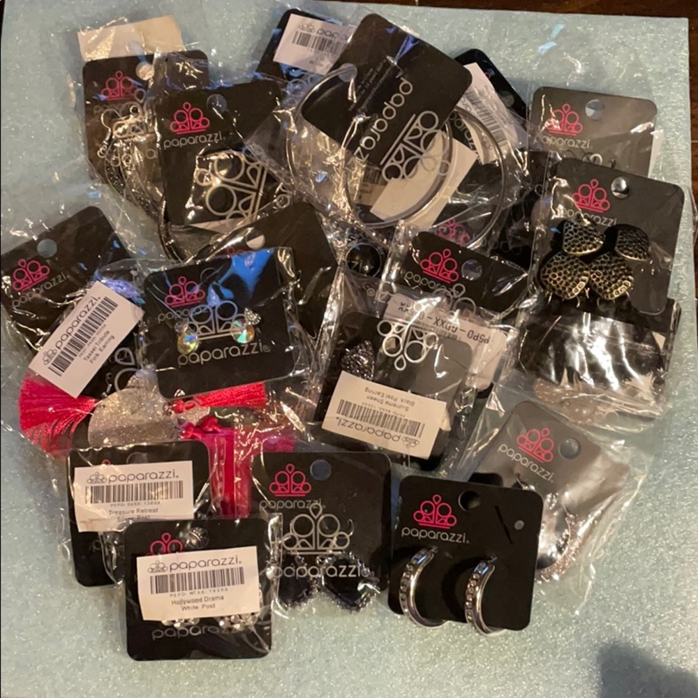 Lot of 20 Paparazzi earrings